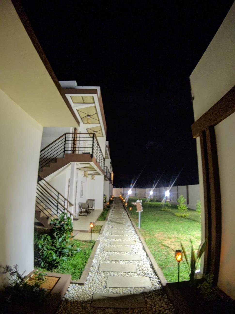 Bira Hotel อันต์ซิราเบ ภายนอก รูปภาพ