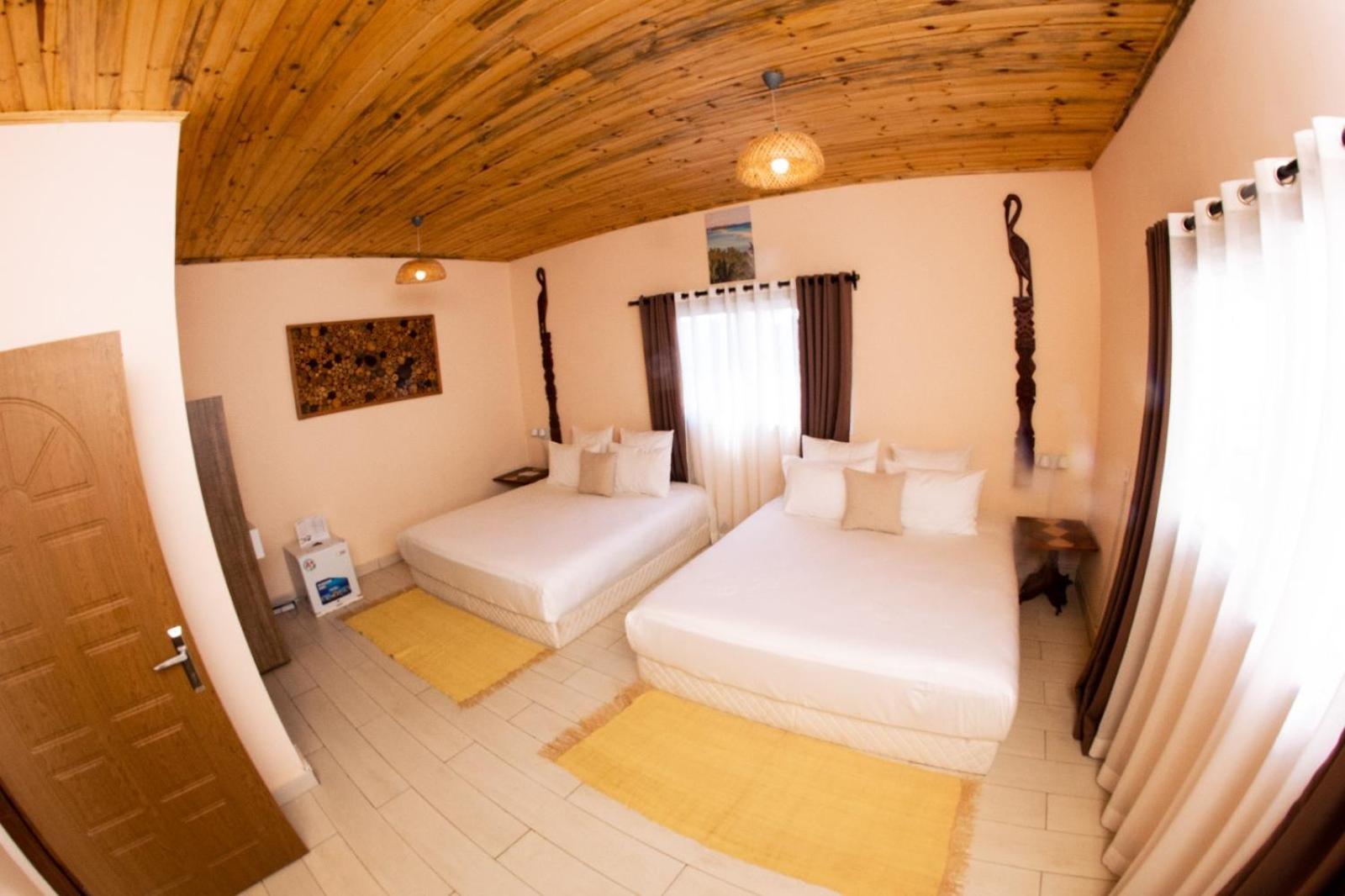 Bira Hotel อันต์ซิราเบ ภายนอก รูปภาพ