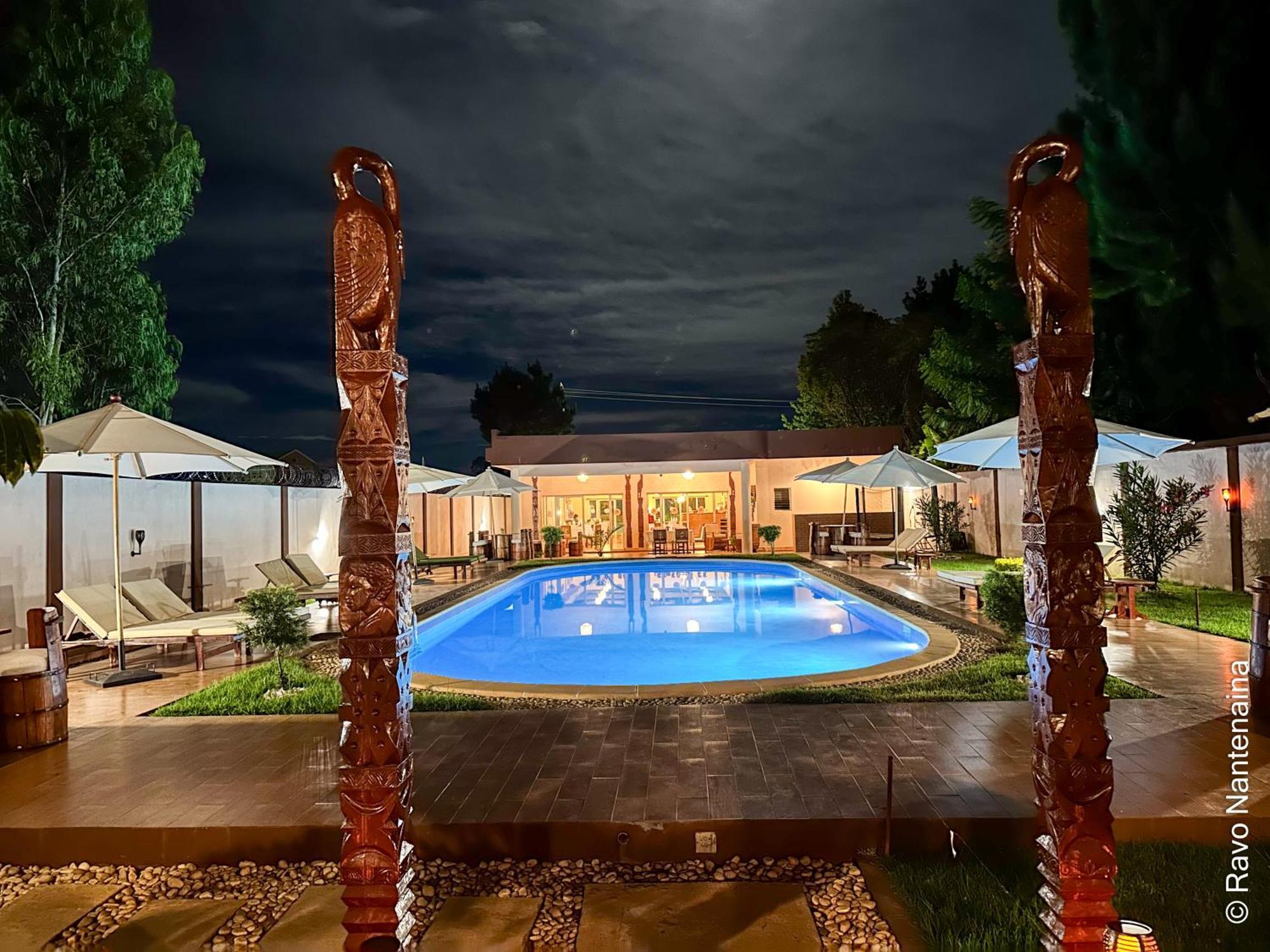 Bira Hotel อันต์ซิราเบ ภายนอก รูปภาพ