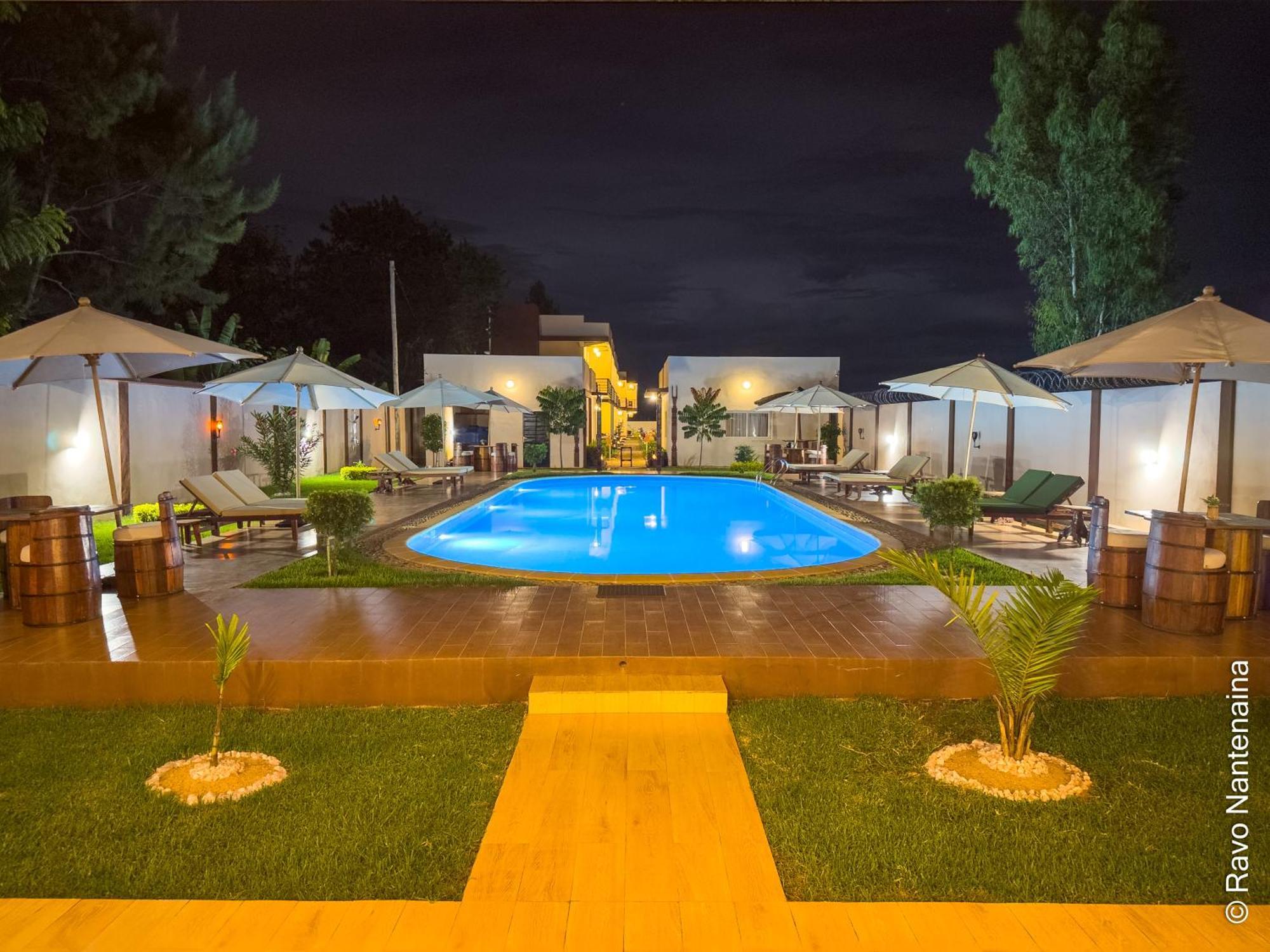 Bira Hotel อันต์ซิราเบ ภายนอก รูปภาพ