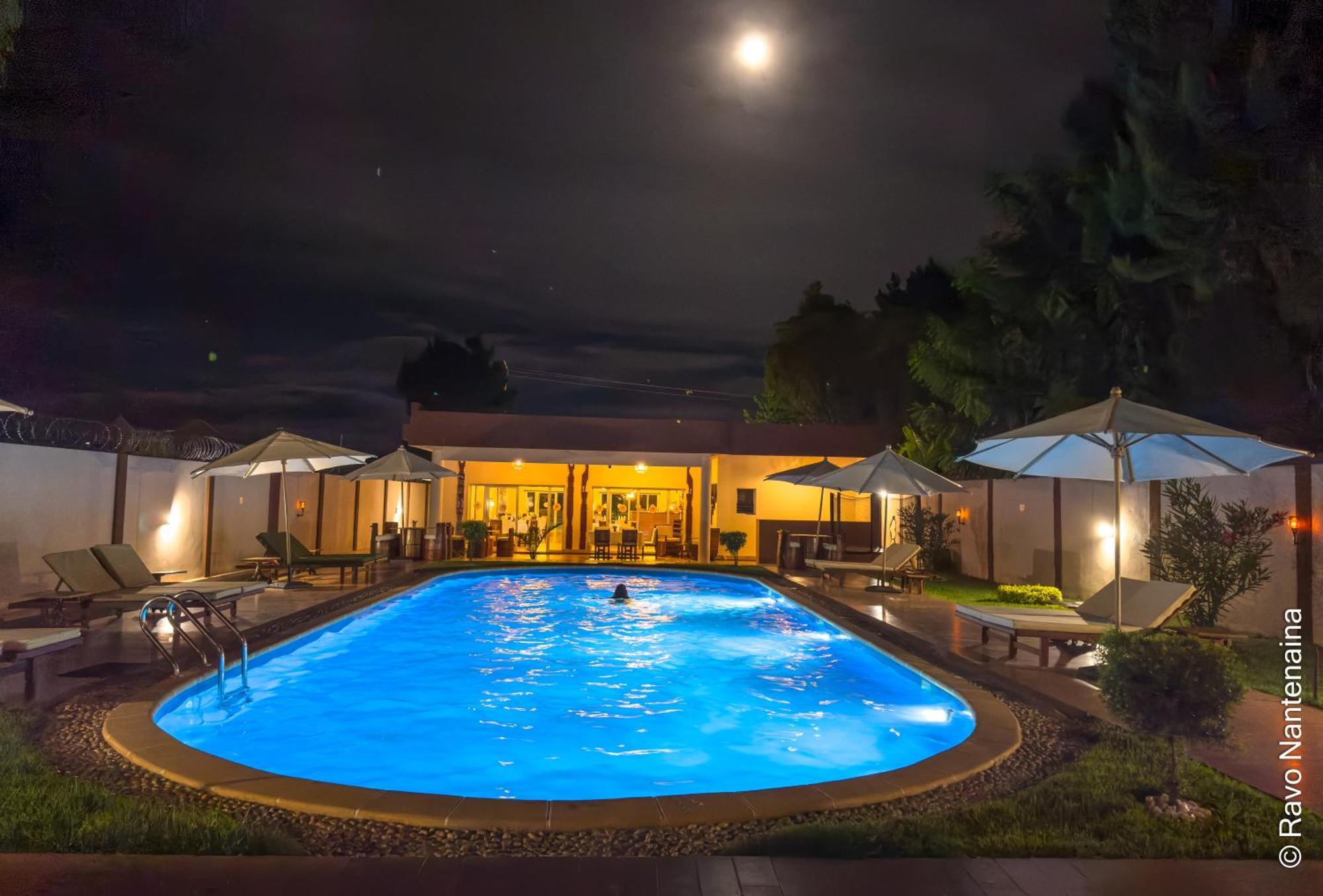 Bira Hotel อันต์ซิราเบ ภายนอก รูปภาพ