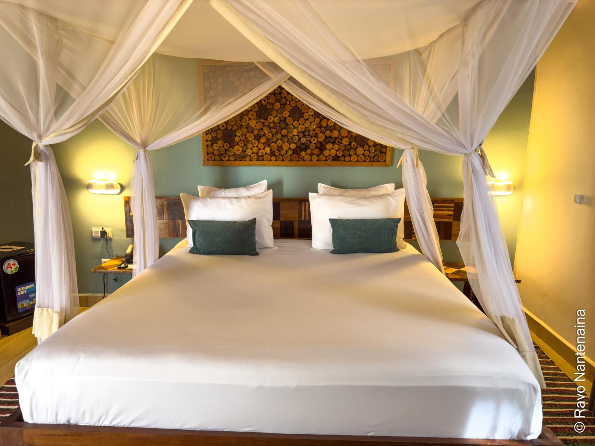 Bira Hotel อันต์ซิราเบ ภายนอก รูปภาพ