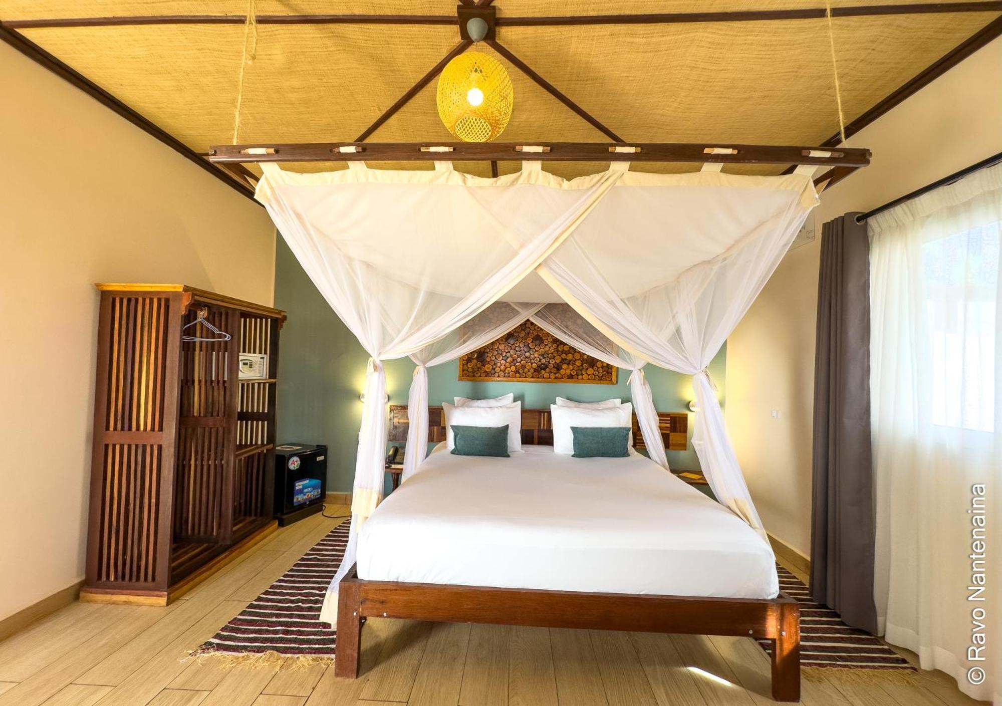 Bira Hotel อันต์ซิราเบ ภายนอก รูปภาพ